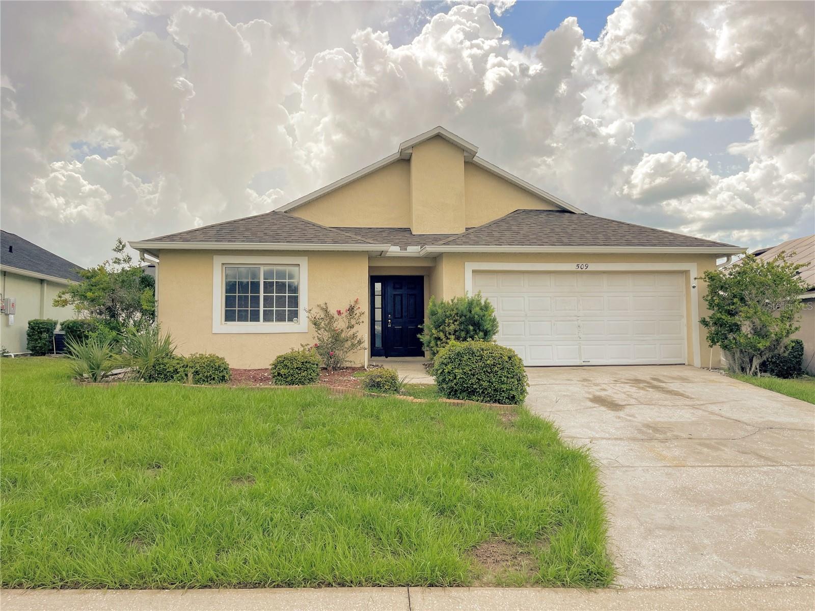 Photo of 509 HILLCREST DRIVE DAVENPORT FL 33897