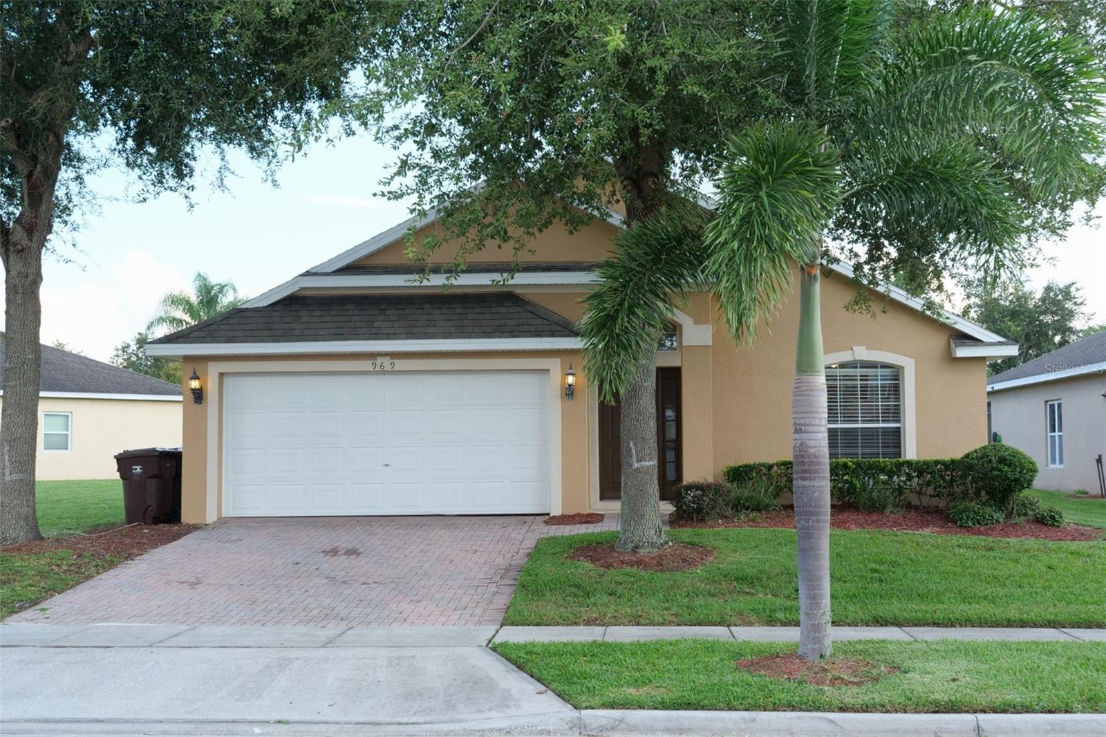 Photo of 969 ANDALUSIA LOOP DAVENPORT FL 33837