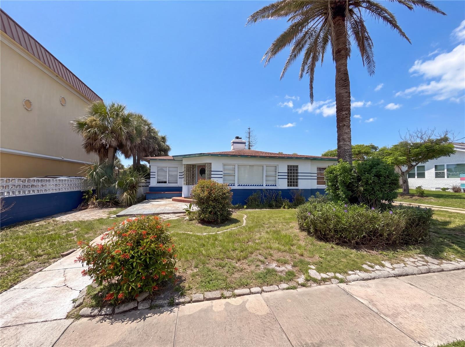 Photo of 370 HARTFORD AVENUE DAYTONA BEACH FL 32118
