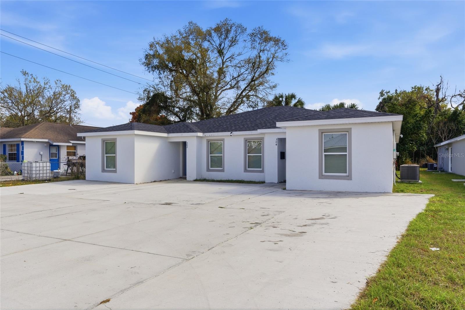 Photo of 302 AVENUE P NW WINTER HAVEN FL 33881