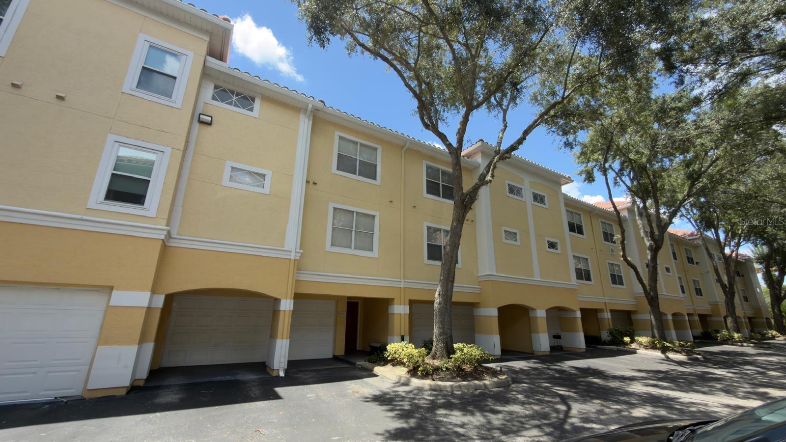 Photo of 1807 SHADOW VIEW CIRCLE #1807 MAITLAND FL 32751