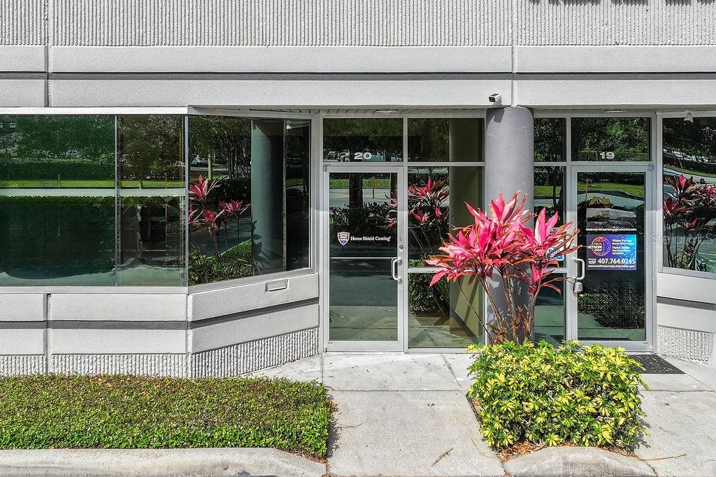 Photo of 7901 KINGSPOINTE PARKWAY #20 ORLANDO FL 32819