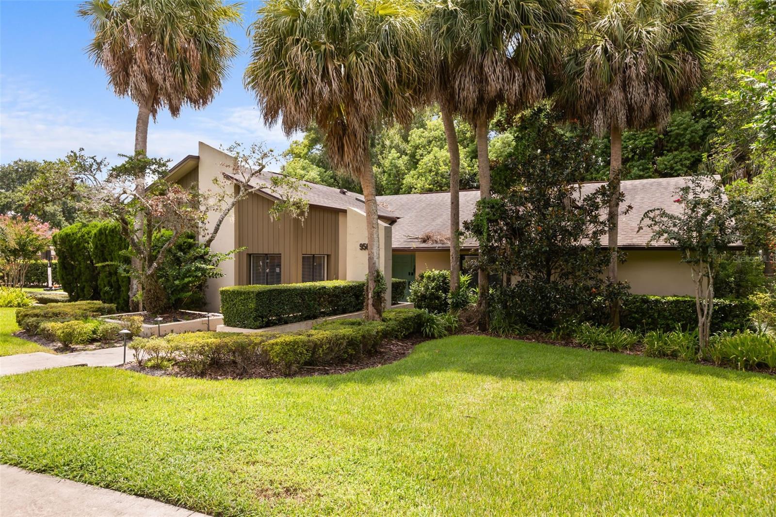 Photo of 956 STONEWOOD LANE MAITLAND FL 32751