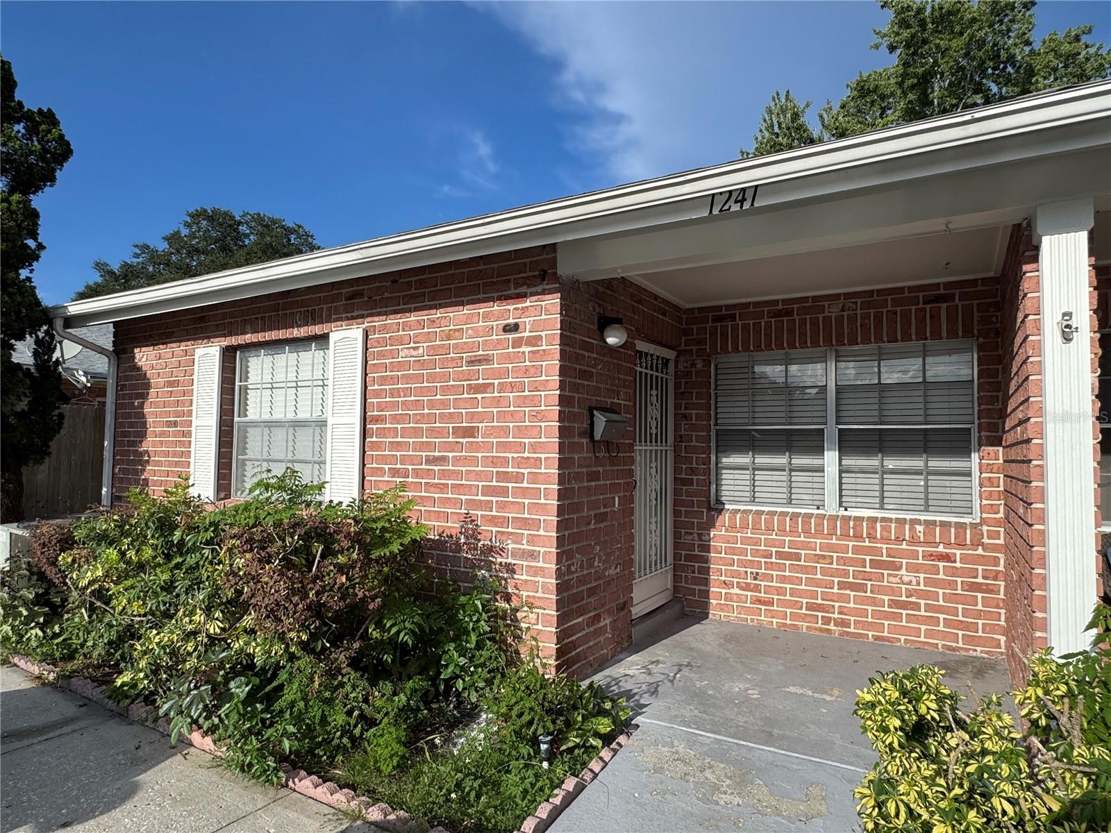 Photo of 1241 HERITAGE LANE ORLANDO FL 32807
