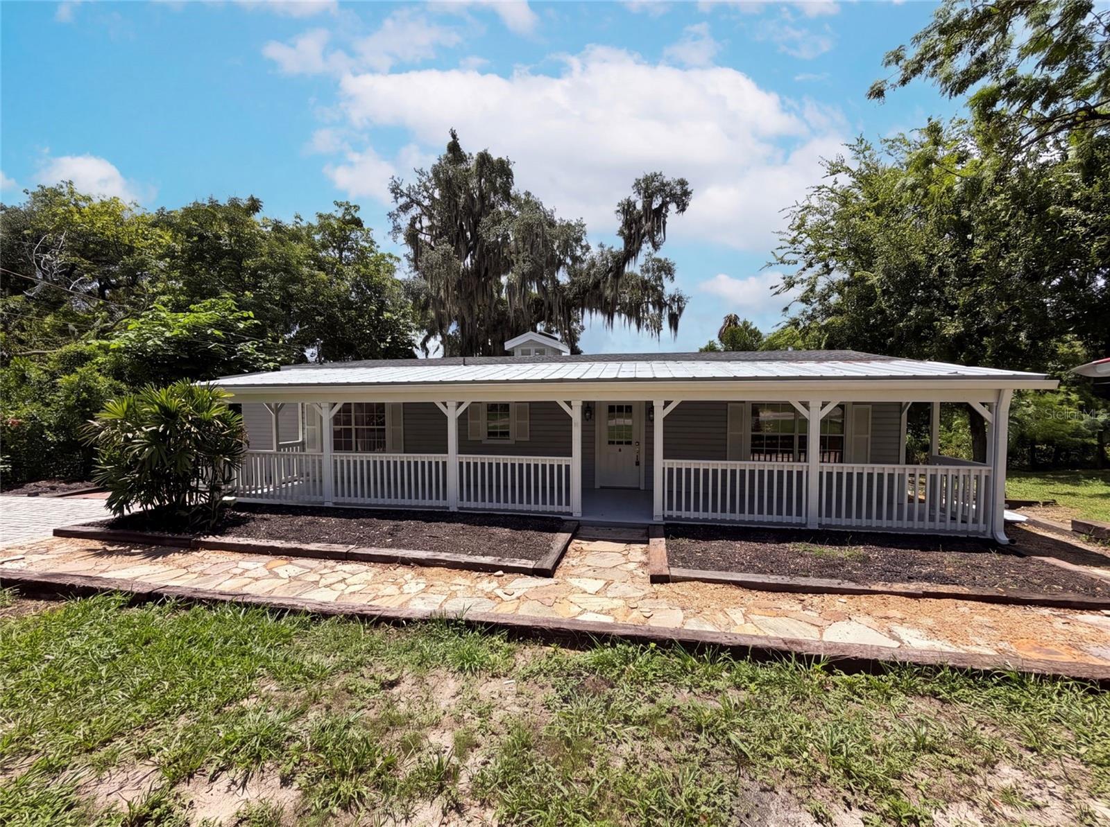 Photo of 175 LAKE GENEVA ROAD GENEVA FL 32732