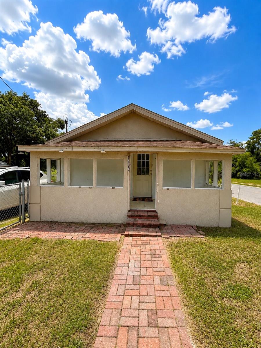 Photo of 1239 AVENUE K HAINES CITY FL 33844
