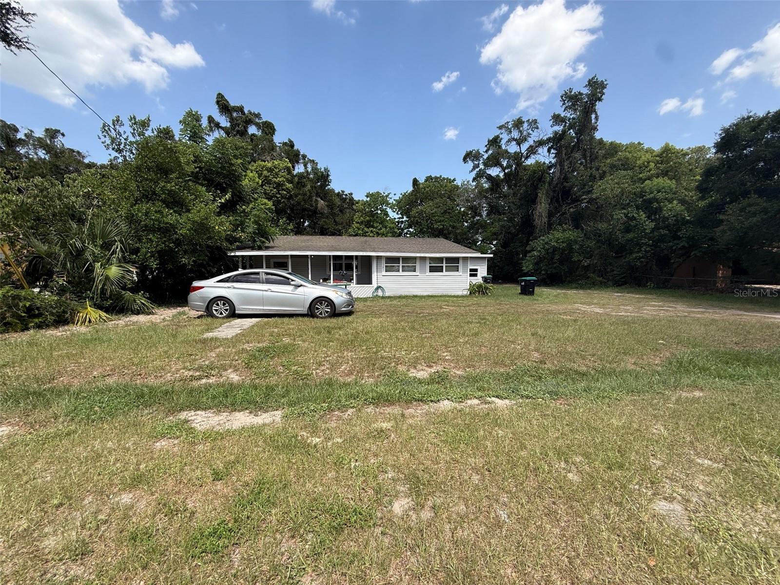 Photo of 1121 ROBINSON AVENUE APOPKA FL 32703