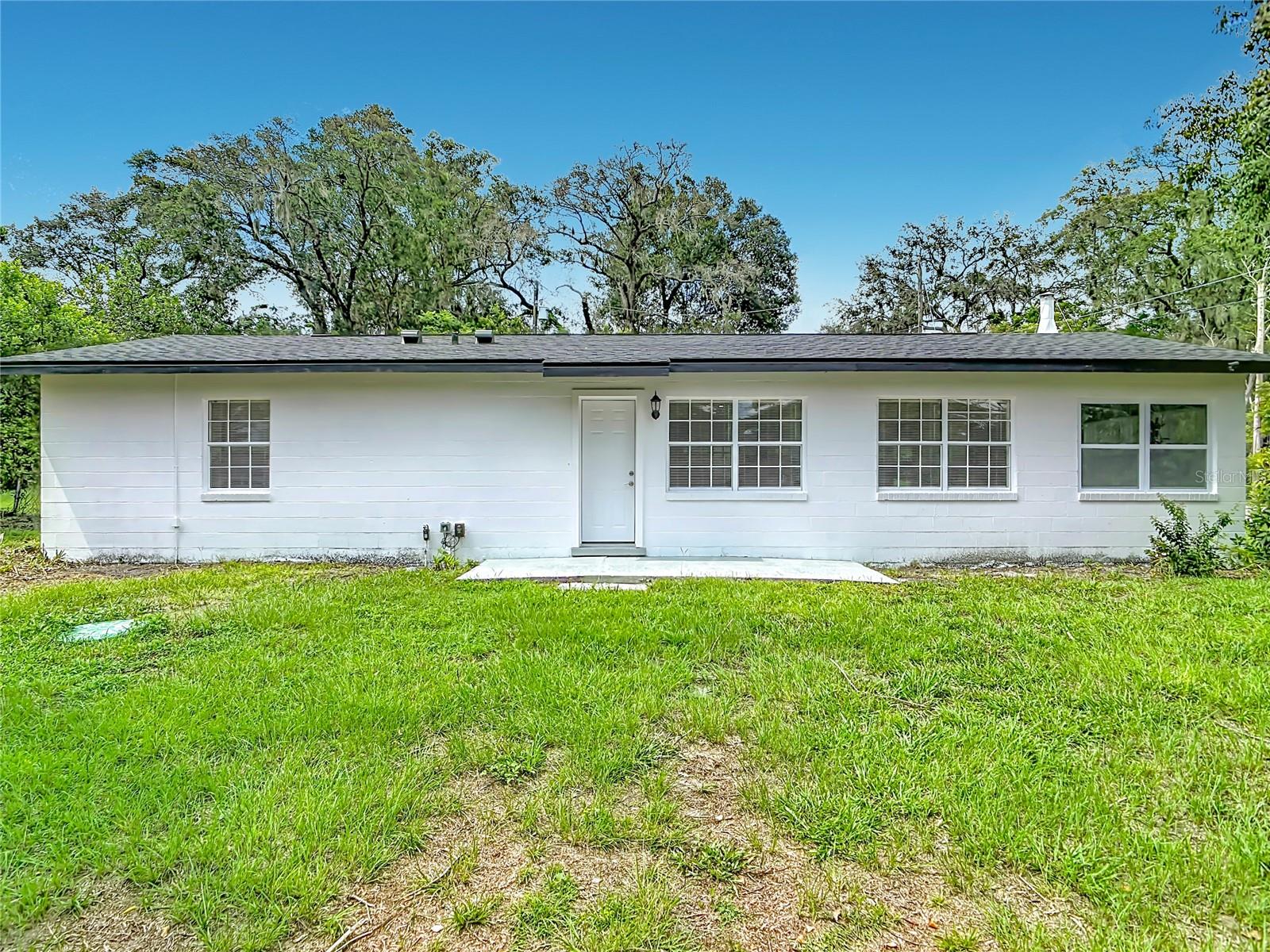 Photo of 303 LAKE GERTIE ROAD DELAND FL 32720