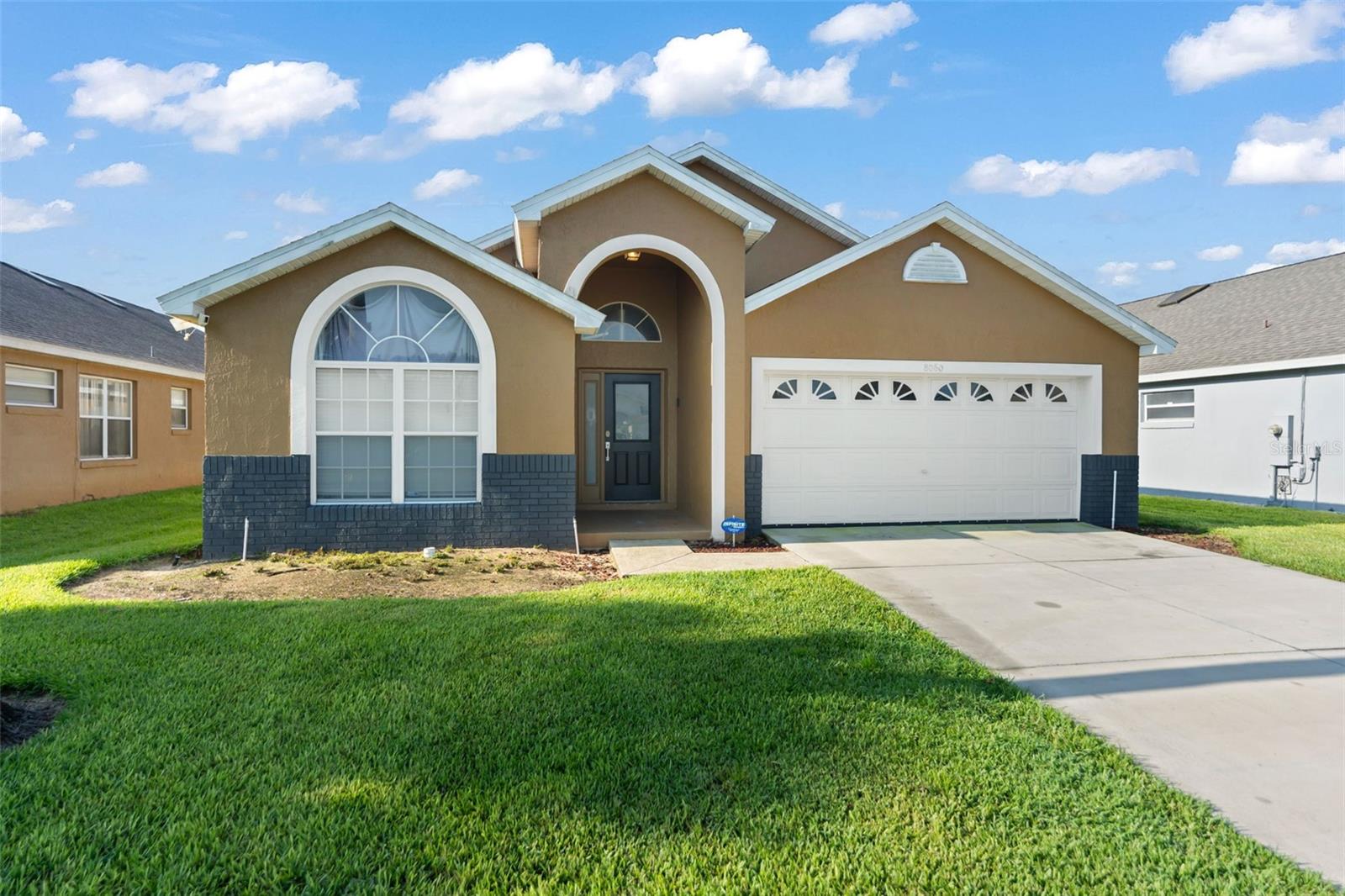 Photo of 8060 SANTEE DRIVE KISSIMMEE FL 34747