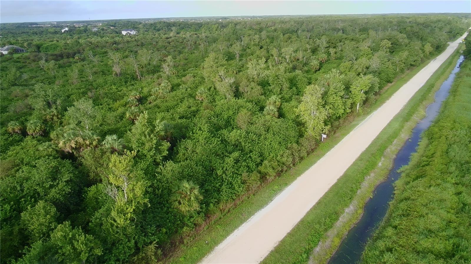Photo of 720 SHADY HALLOW BOULEVARD NAPLES FL 34120