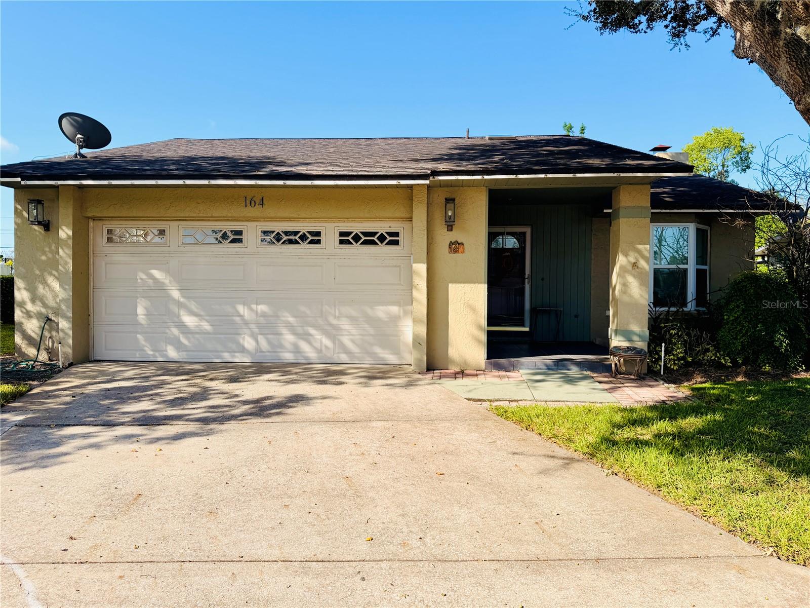 Photo of 164 MAYFAIR COURT SANFORD FL 32771