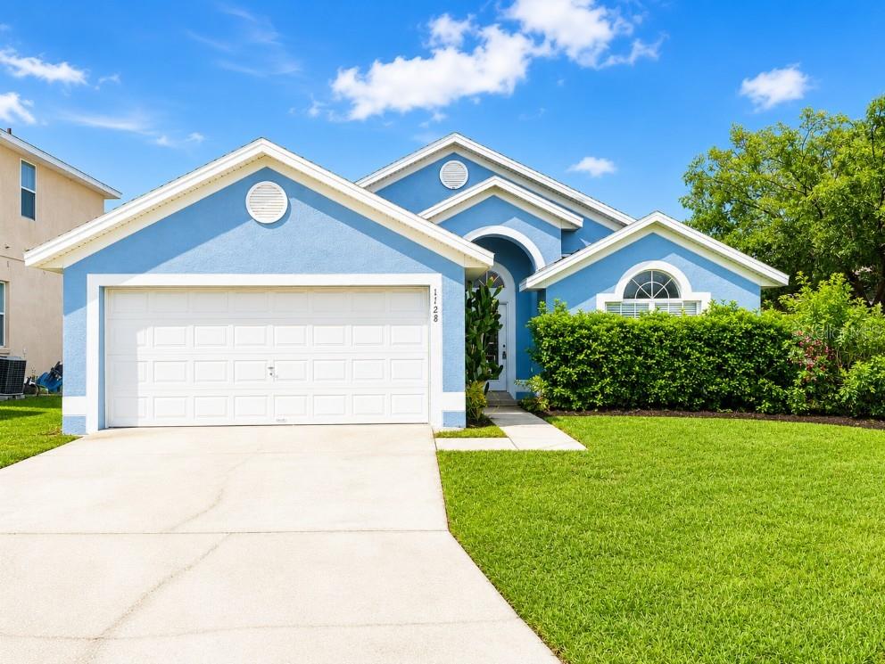 Photo of 1128 PINEDALE DRIVE DAVENPORT FL 33897