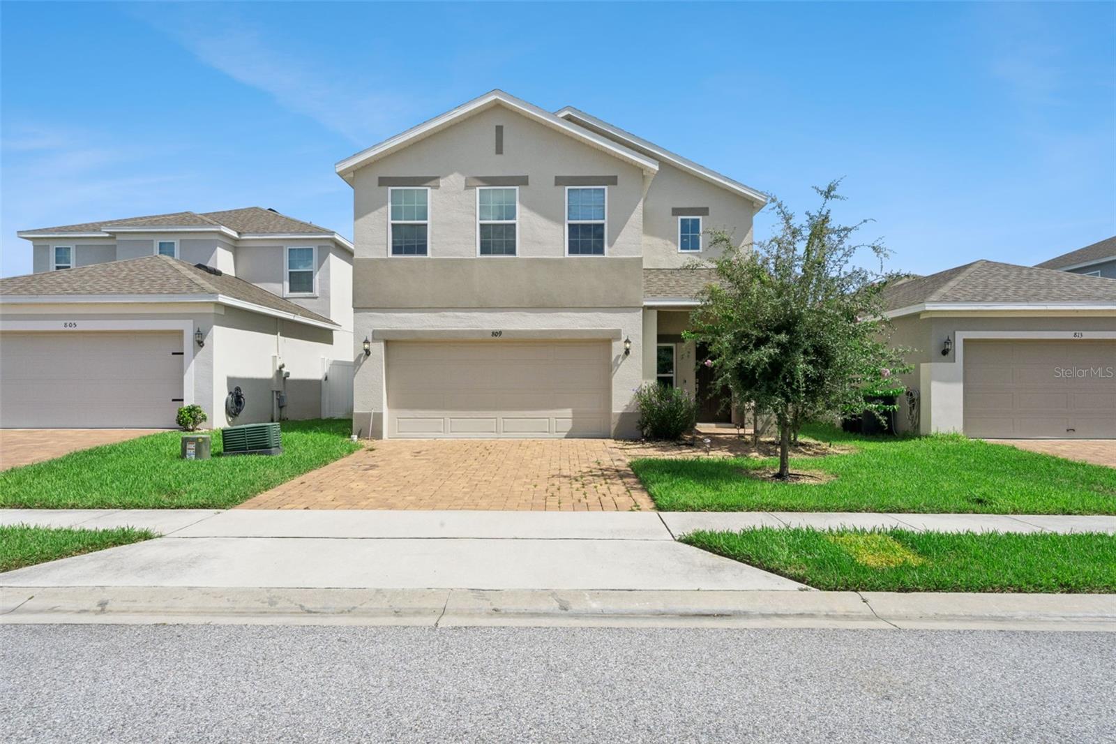 Photo of 809 MARCEL LOOP DAVENPORT FL 33837