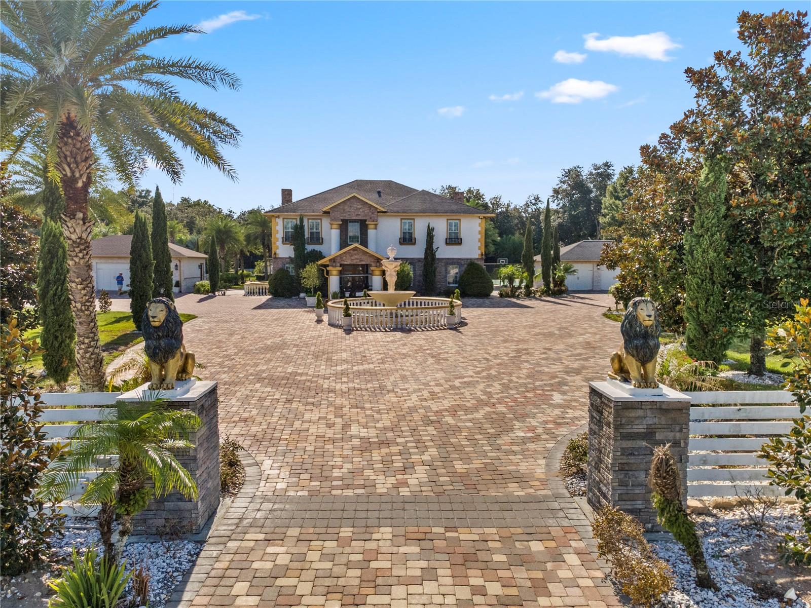 Photo of 34417 DONNA VISTA PLACE EUSTIS FL 32736