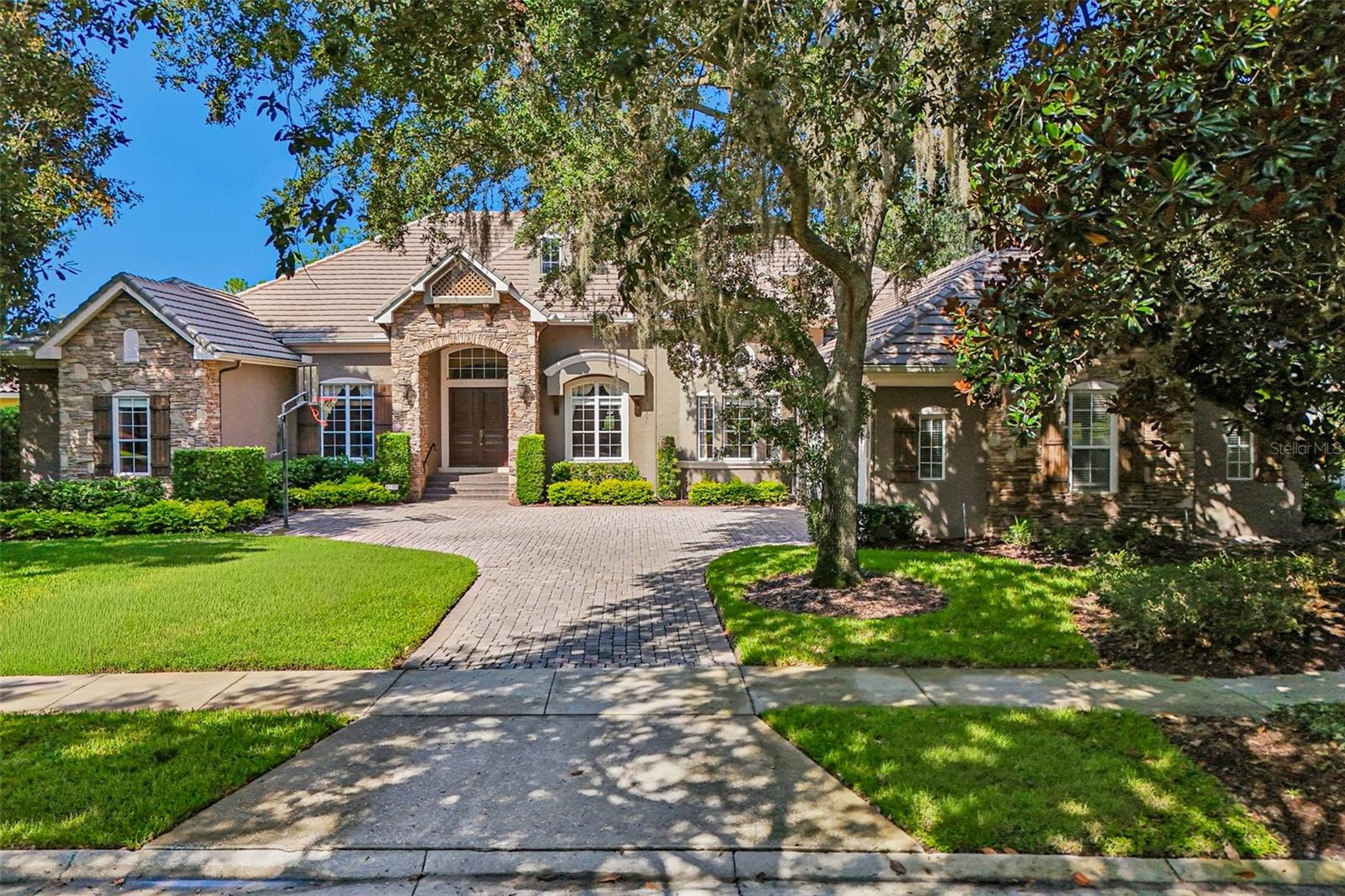 Photo of 6102 S HAMPSHIRE CT WINDERMERE FL 34786
