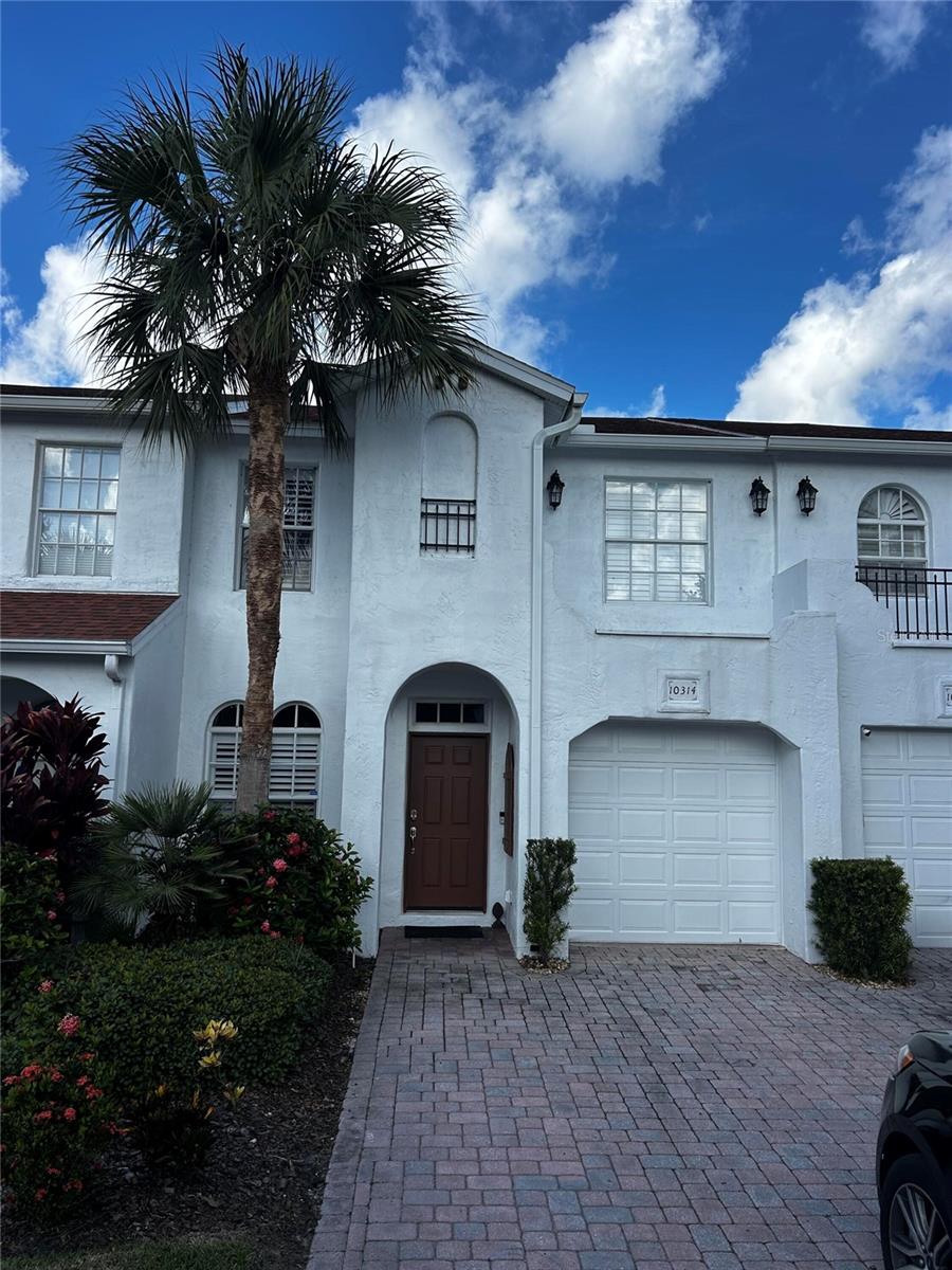Photo of 10314 SAVILLE ROWE LANE TAMPA FL 33626