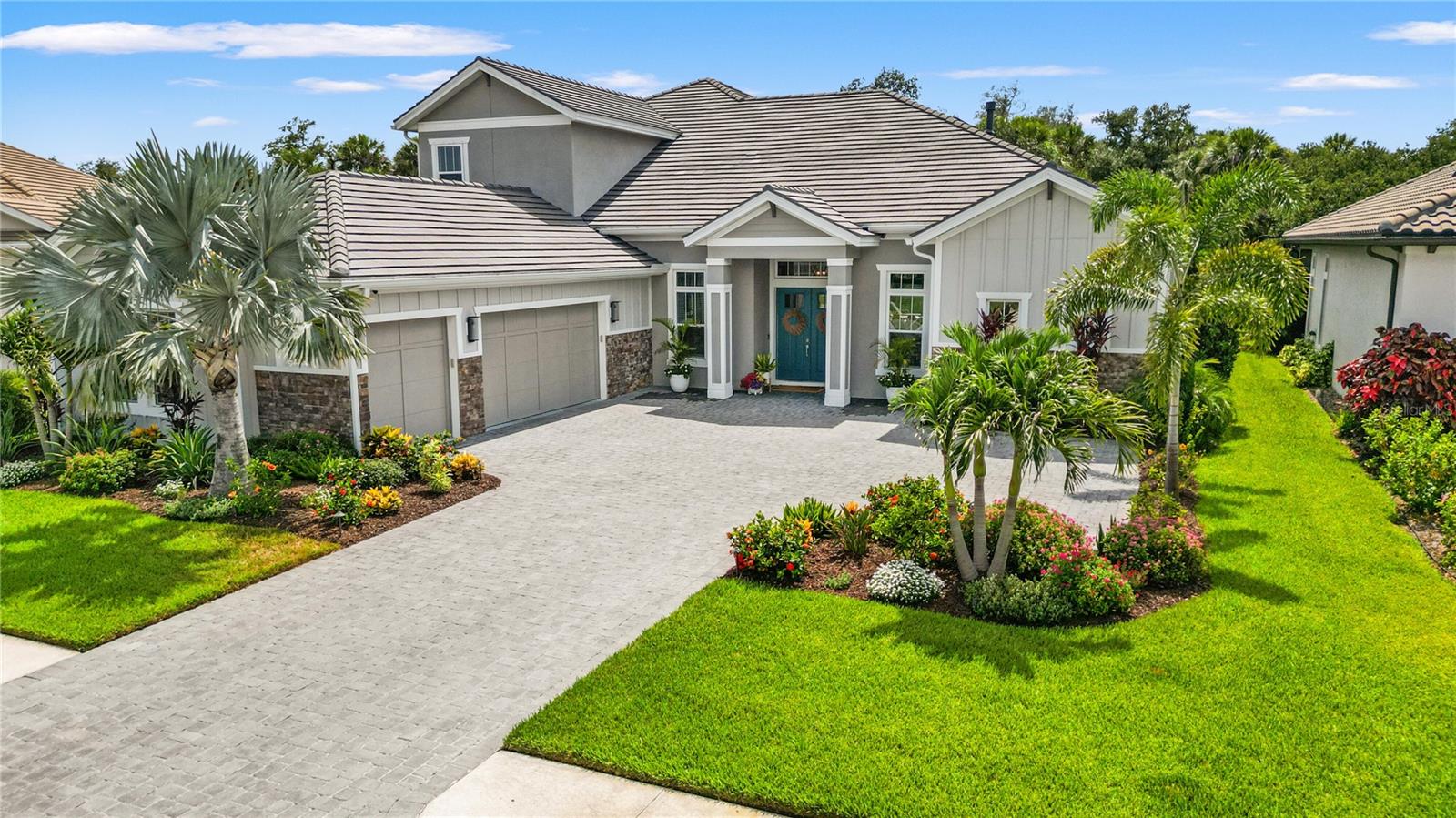 Photo of 9479 TEQUILA SUNRISE DRIVE SARASOTA FL 34241