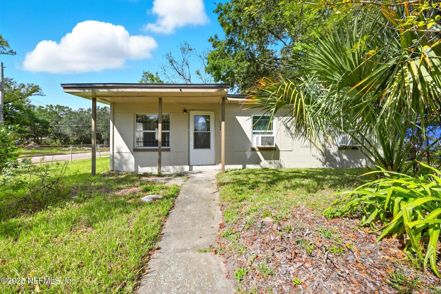 Photo of 5306 PARIS AVENUE JACKSONVILLE FL 32209