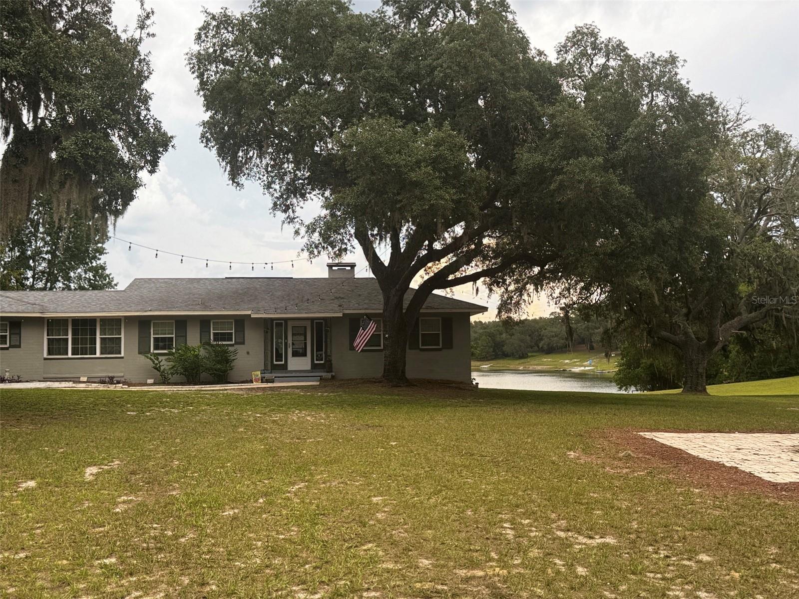 Photo of 10615 SE 142ND AVENUE ROAD OCKLAWAHA FL 32179