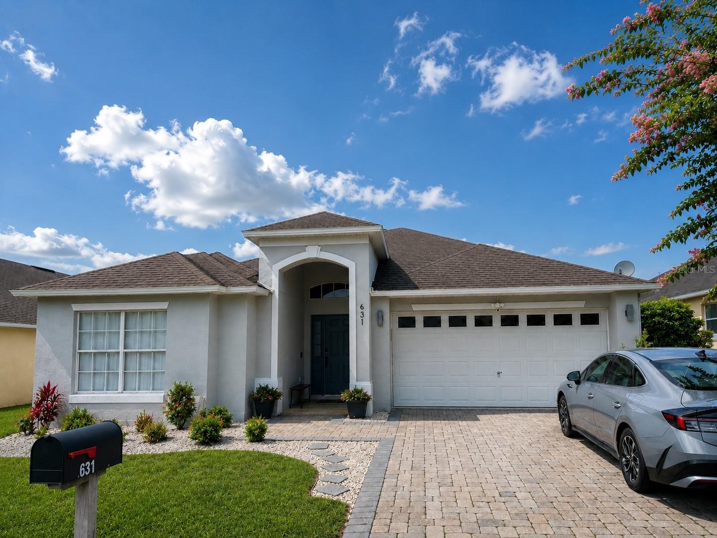 Photo of 631 OLD BRIDGE CIRCLE DAVENPORT FL 33897