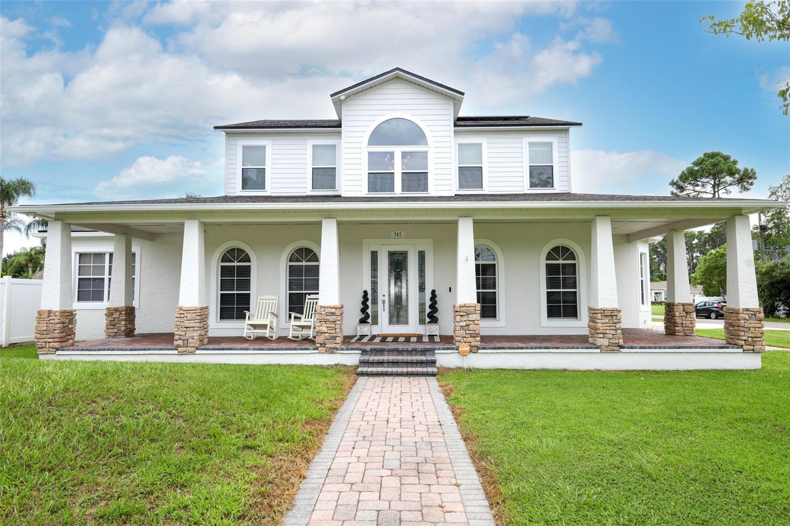 Photo of 787 FANTASY LANE CHULUOTA FL 32766