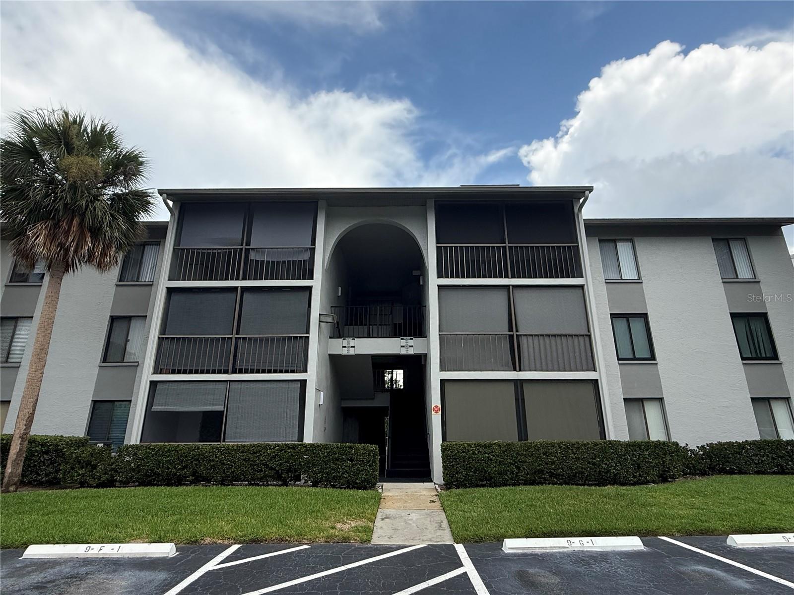 Photo of 927 S PINE RIDGE CIRCLE #G2 SANFORD FL 32773