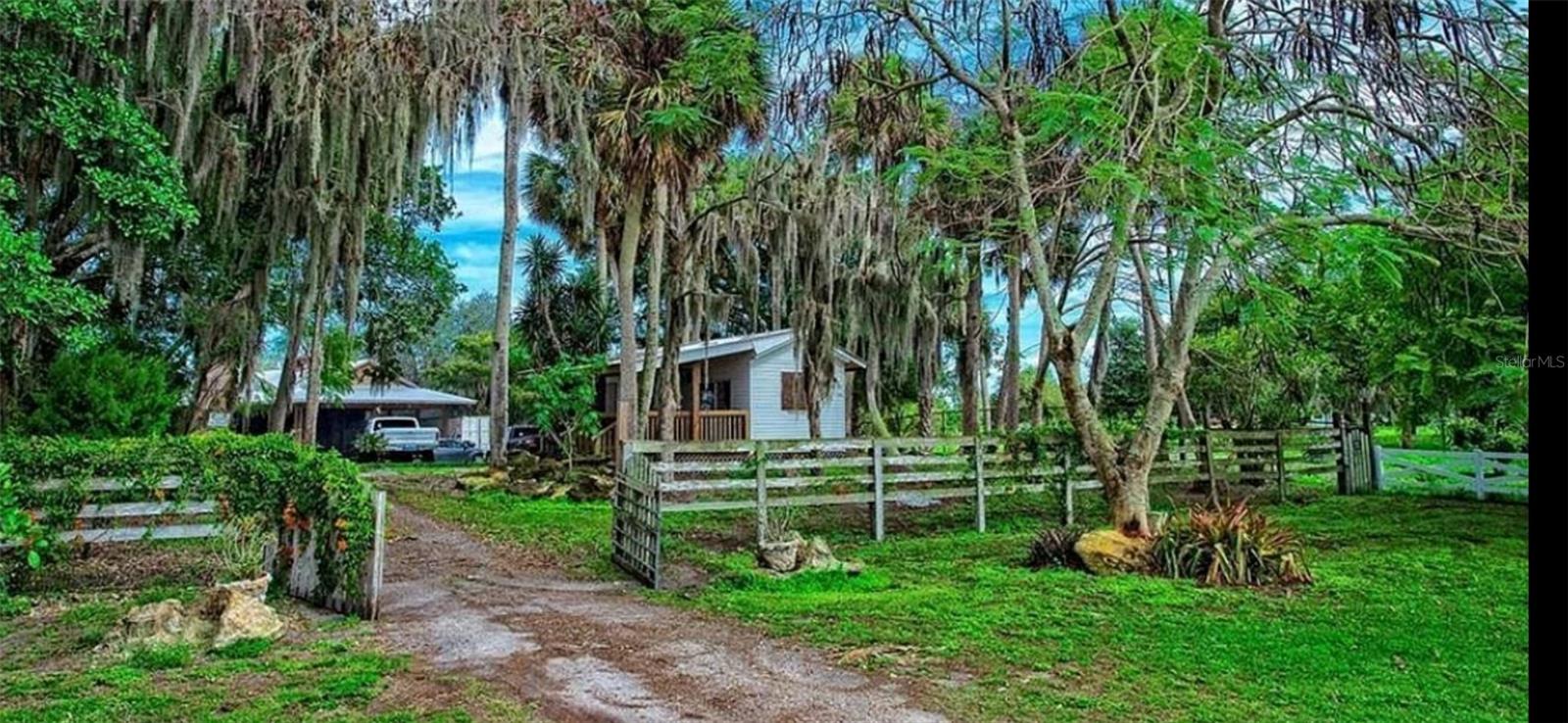Photo of 13255 US HIGHWAY 441 OKEECHOBEE FL 34974