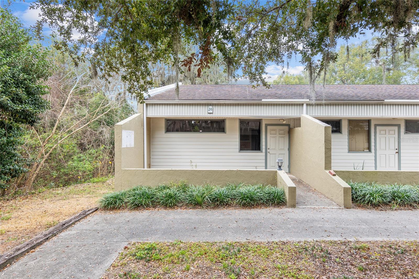 Photo of 2801 SW COLLEGE ROAD #24 OCALA FL 34474