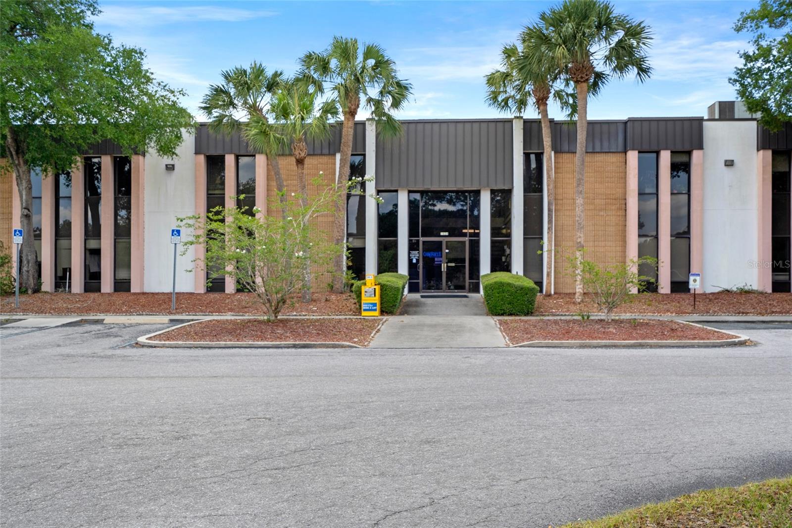Photo of 1624 N MEADOWCREST BOULEVARD #2 CRYSTAL RIVER FL 34429