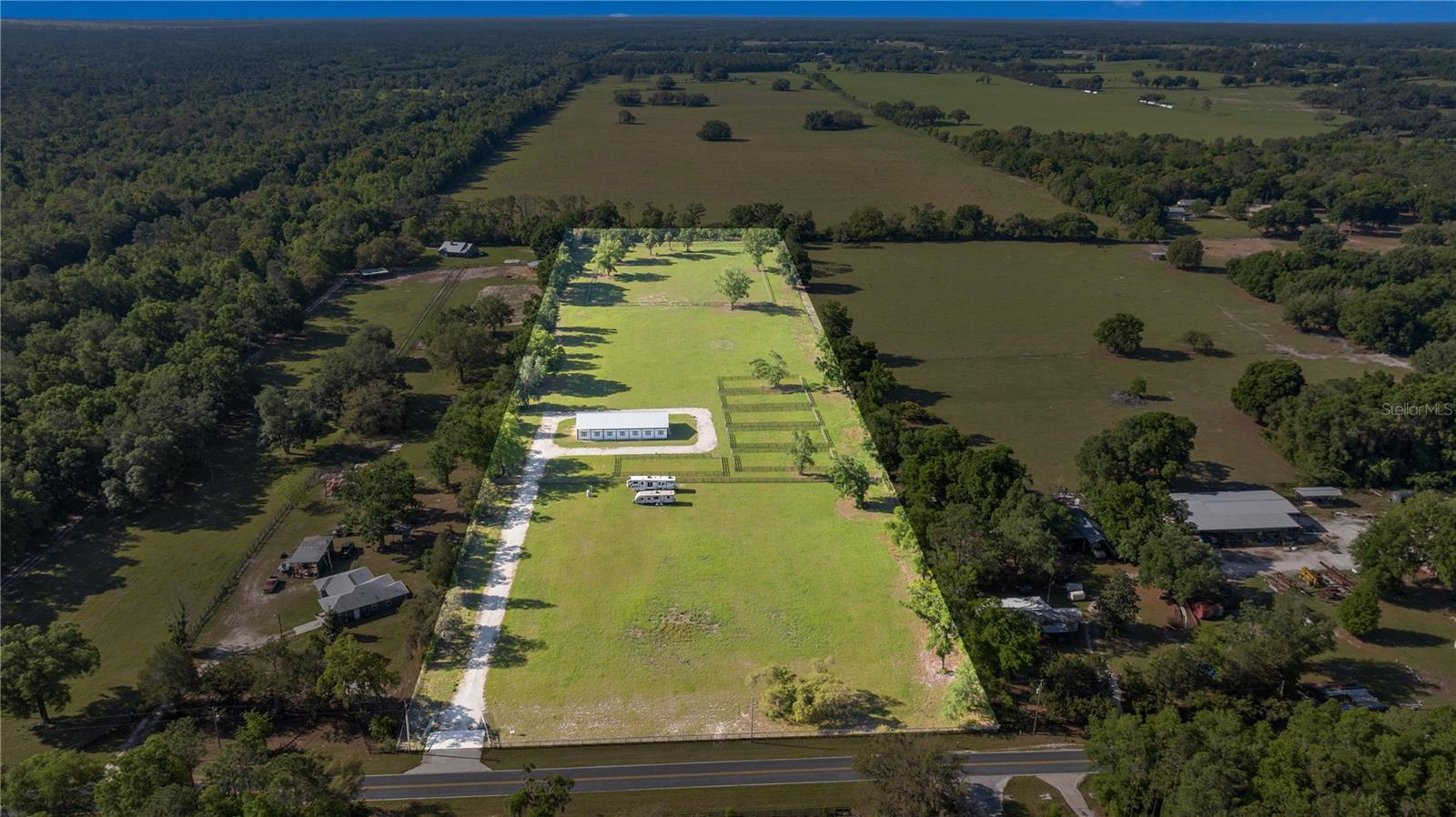 Photo of 19340 SW 5TH PLACE DUNNELLON FL 34431