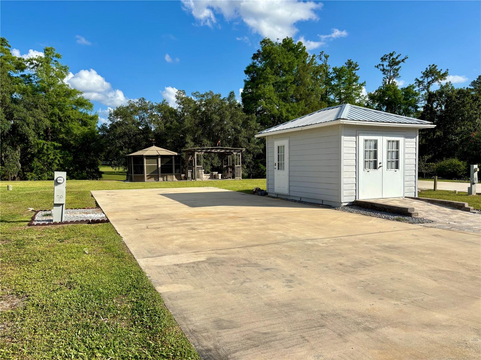 Photo of 2929 NE 101ST TERRACE SILVER SPRINGS FL 34488
