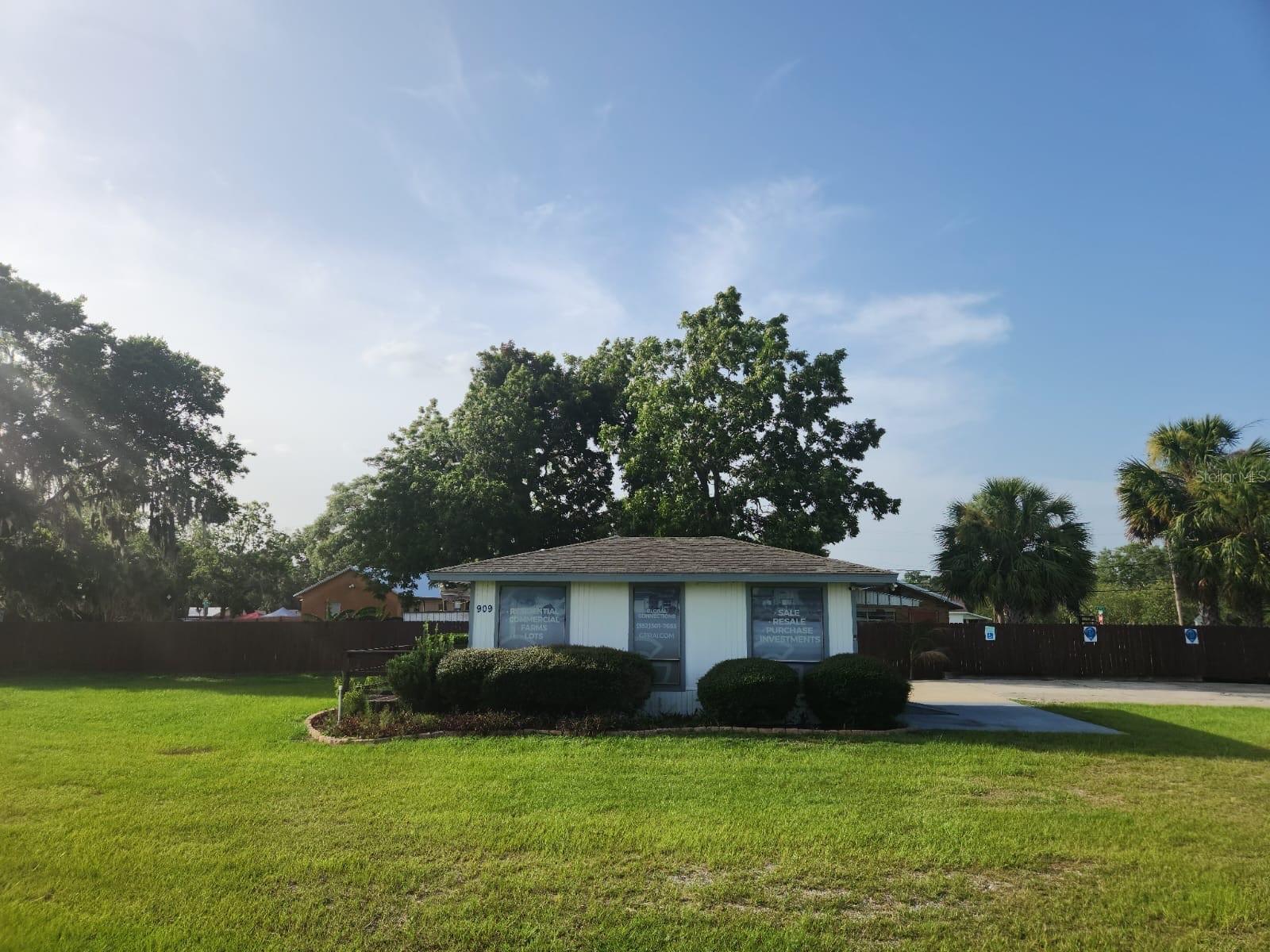 Photo of 909 SW (HWY 200) 10TH STREET OCALA FL 34471