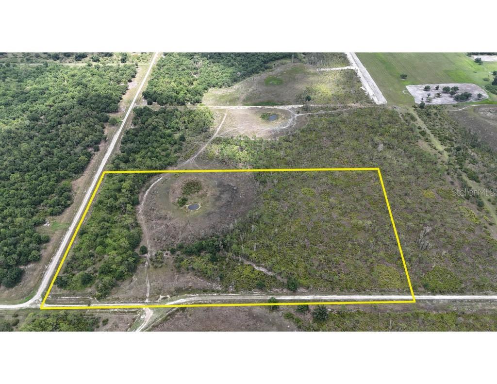 Photo of 21031 GRANVILLE ROAD NORTH FORT MYERS FL 33917