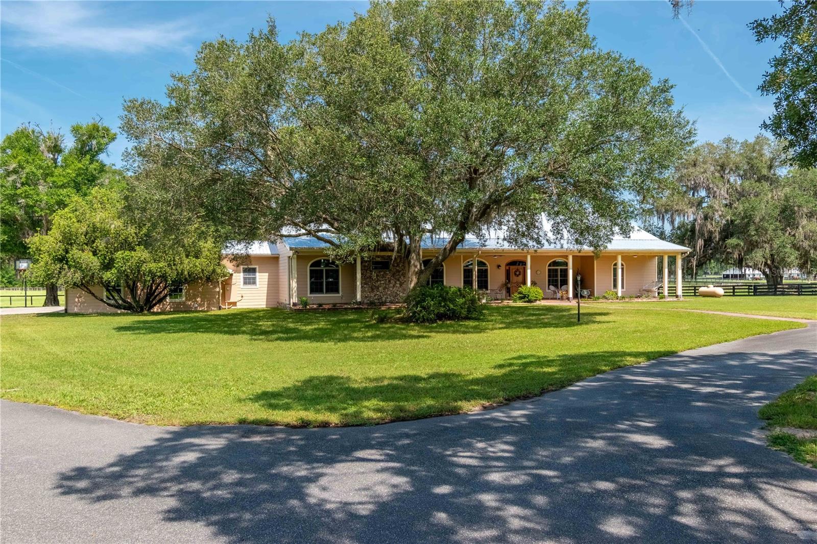 Photo of 6140 NW 145TH AVENUE ROAD MORRISTON FL 32668