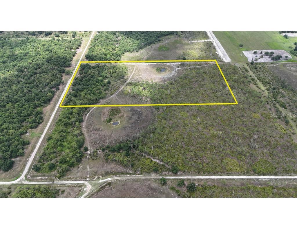 Photo of 21041 GRANVILLE ROAD NORTH FORT MYERS FL 33917