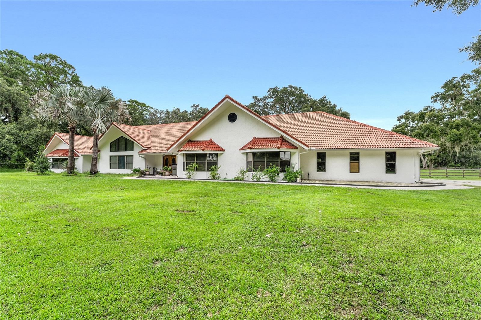 Photo of 553 NE 205TH AVENUE WILLISTON FL 32696