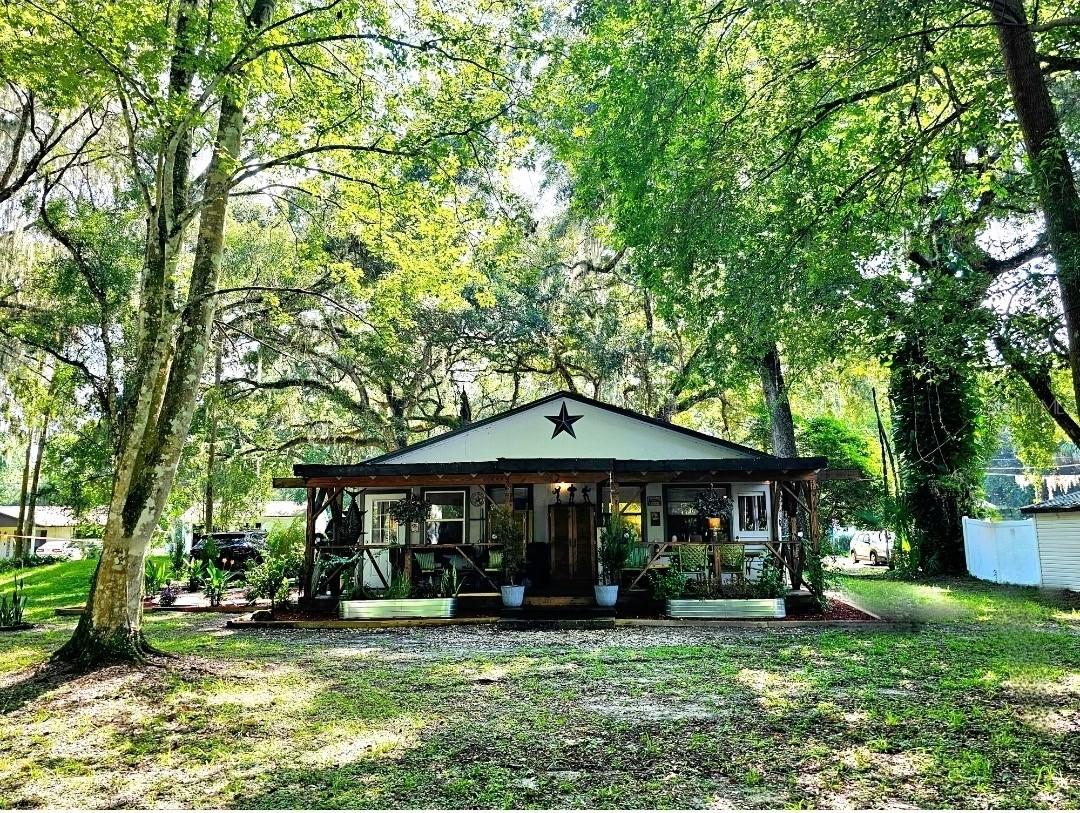 Photo of 353 N ROBIN HOOD ROAD INVERNESS FL 34450
