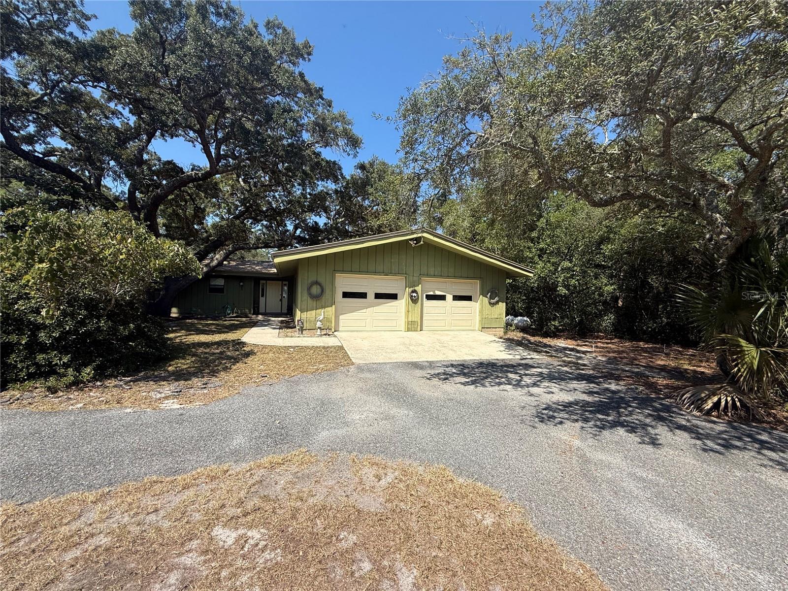 Photo of 17 S BAYSHORE DRIVE EASTPOINT FL 32328