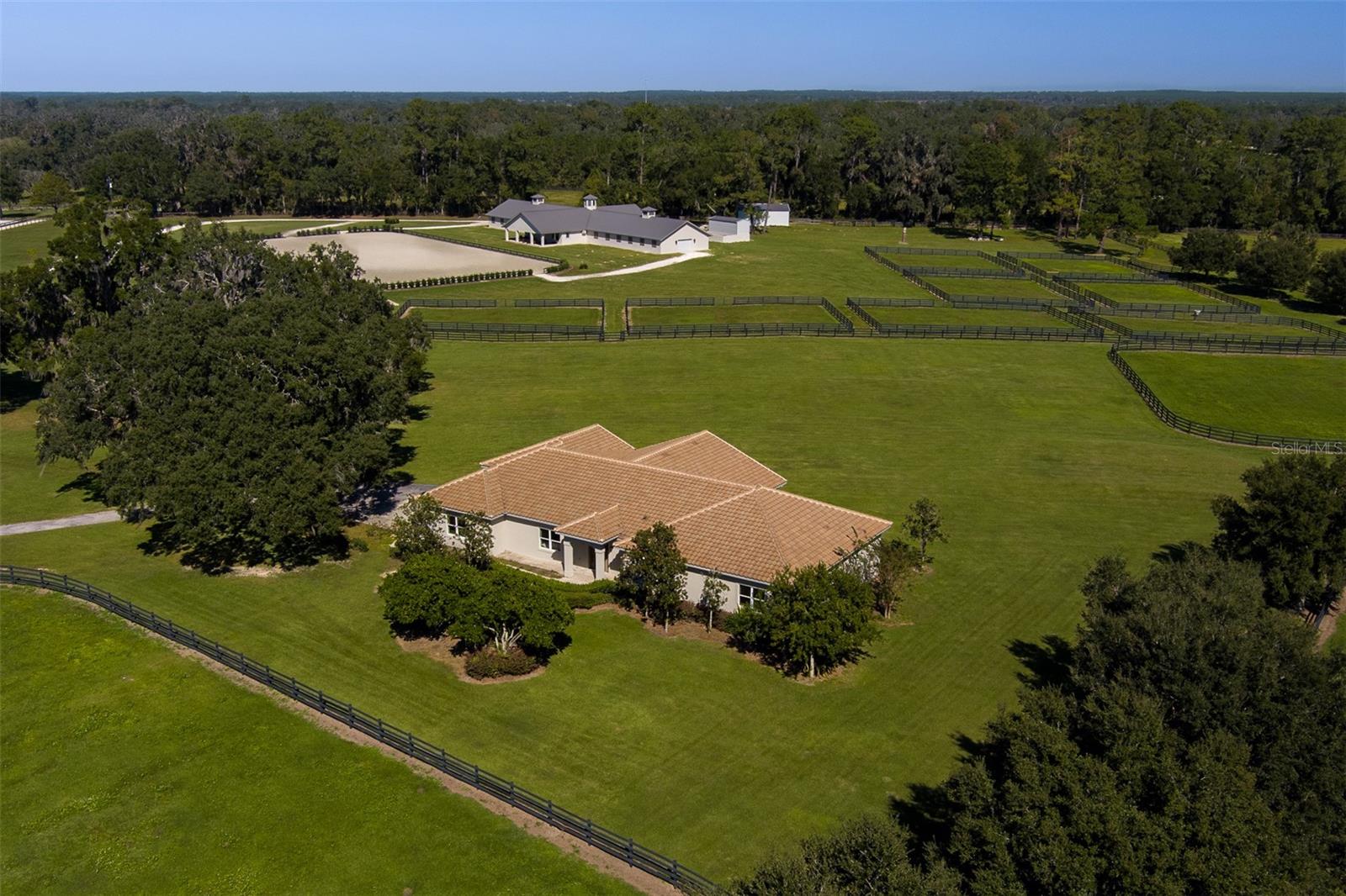 Photo of 15225 NW 112TH PLACE ROAD MORRISTON FL 32668