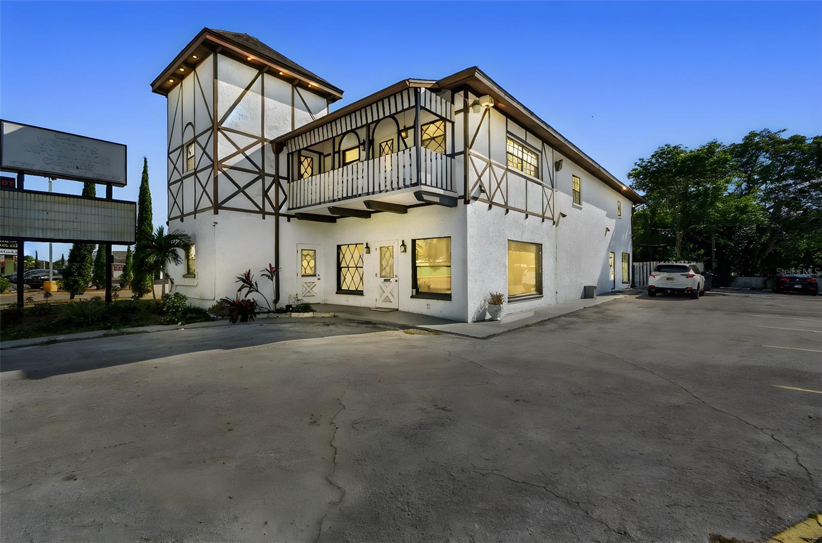 Photo of 3601 E BUSCH BOULEVARD TAMPA FL 33612