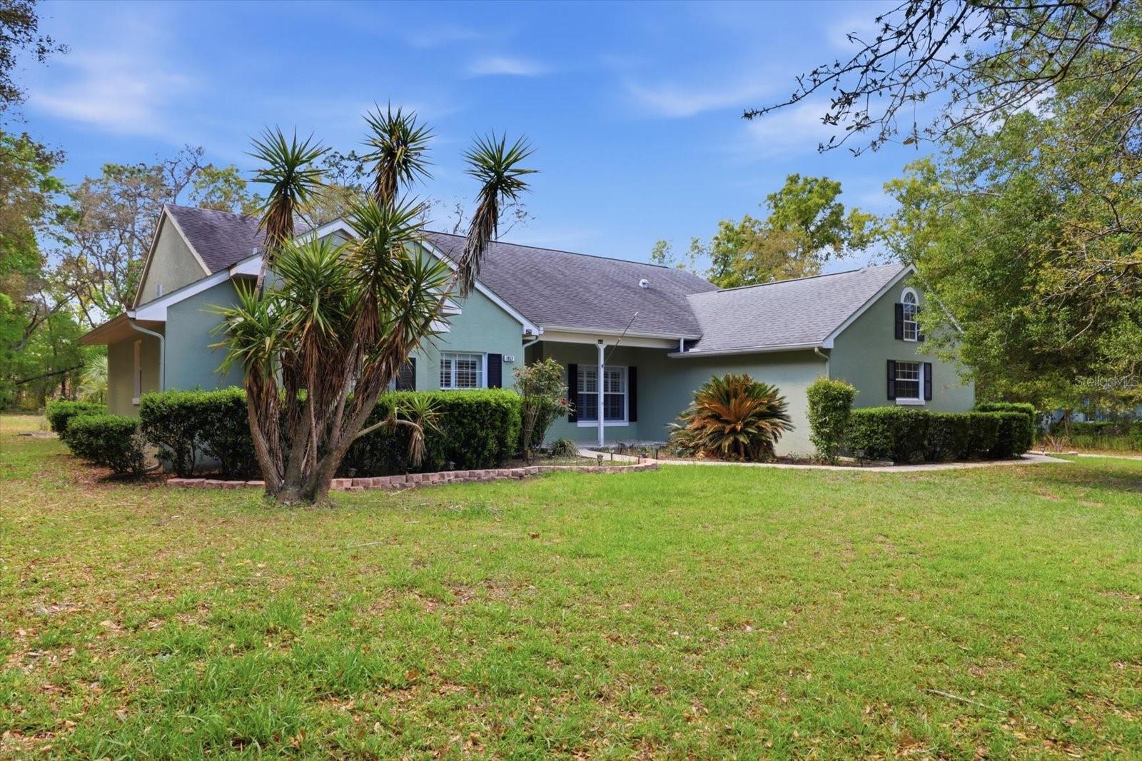Photo of 1852 W IVORYWOOD DRIVE BEVERLY HILLS FL 34465