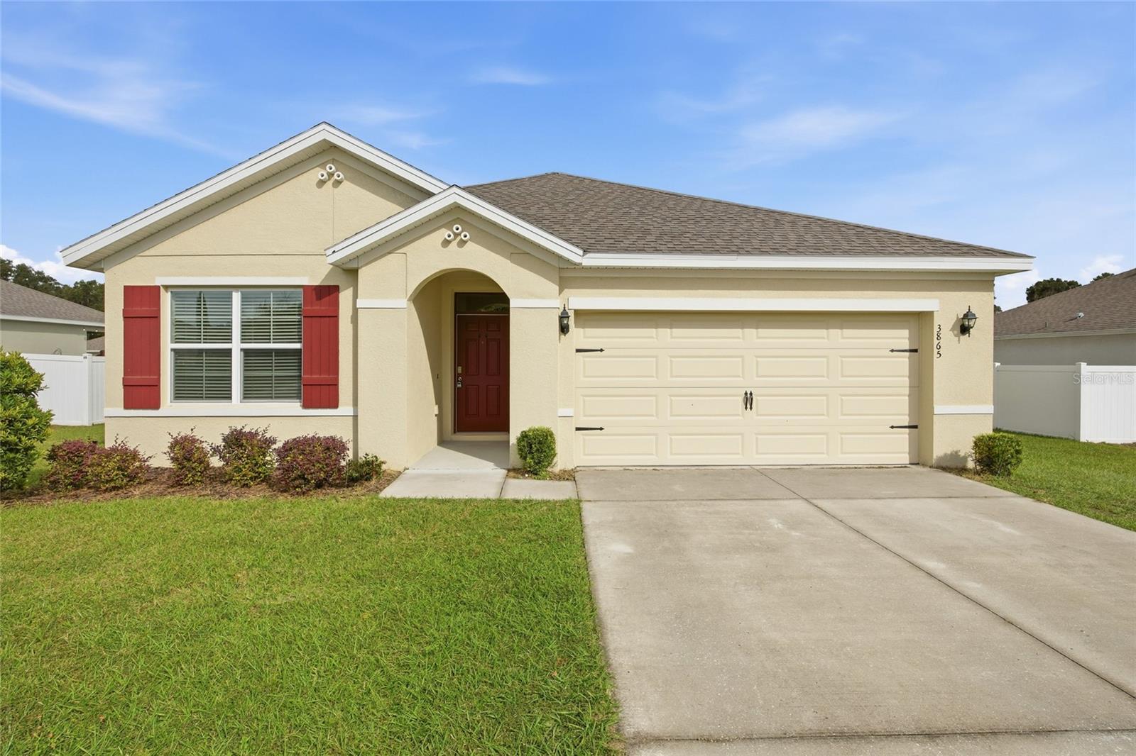 Photo of 3865 SE 98TH PLACE BELLEVIEW FL 34420