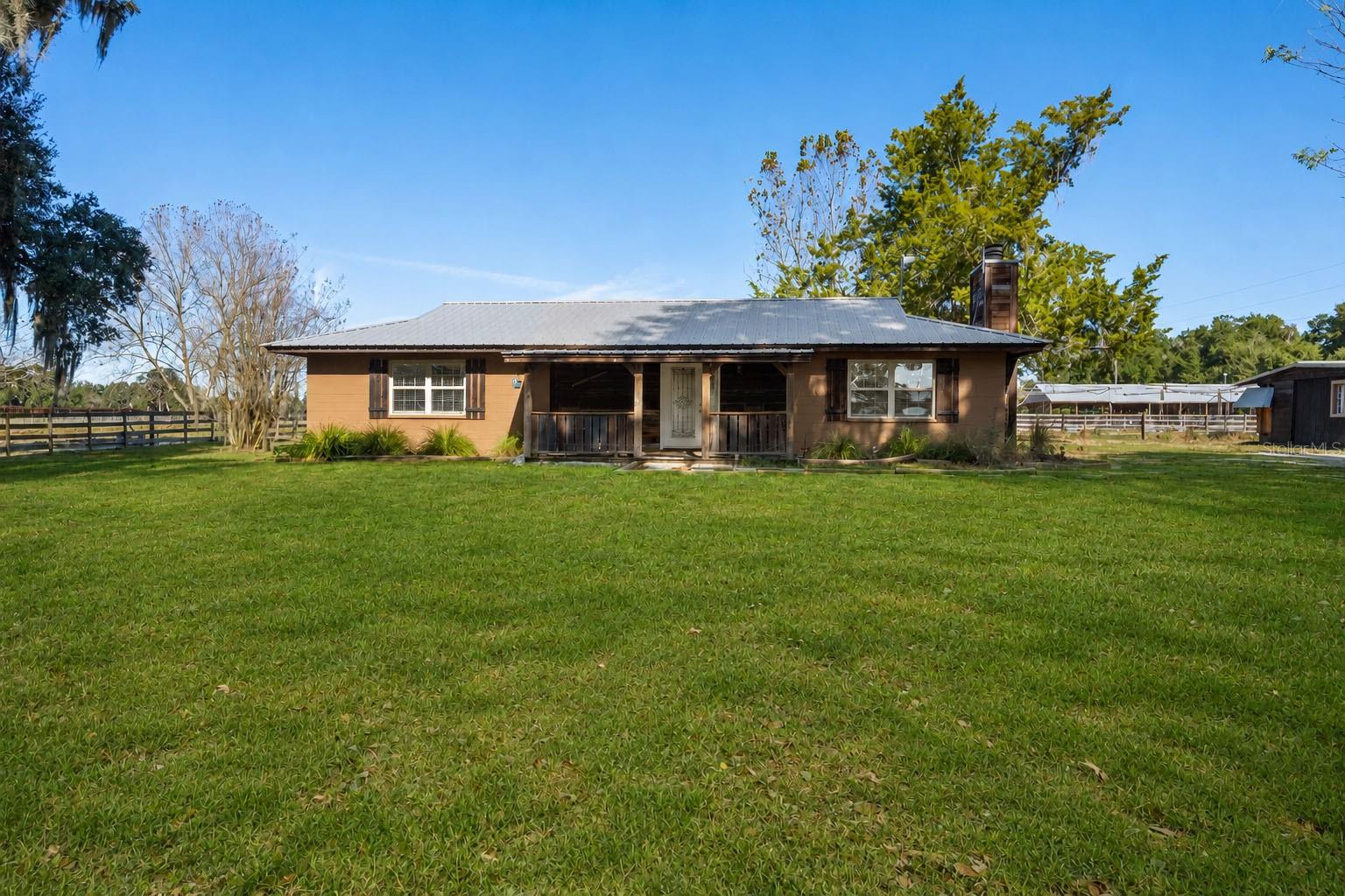 Photo of 17885 NE 2ND PLACE WILLISTON FL 32696
