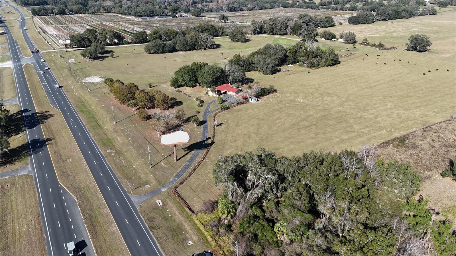 Photo of 2155 SE COUNTY HIGHWAY 484 BELLEVIEW FL 34420