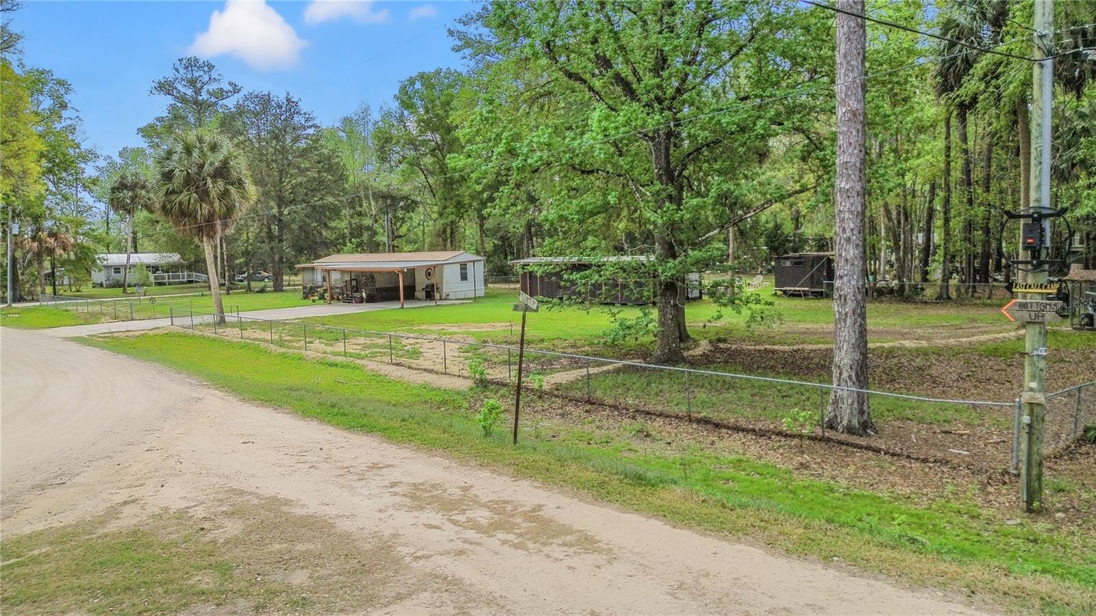 Photo of 3650 SE 176TH PLACE INGLIS FL 34449