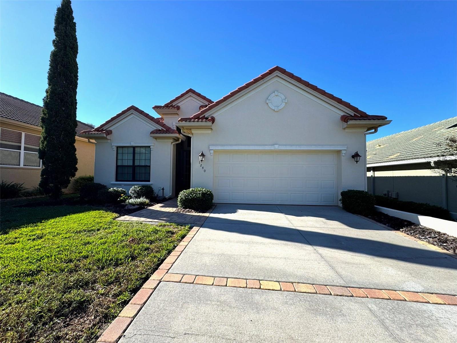 Photo of 1240 W DIAMOND SHORE LOOP HERNANDO FL 34442