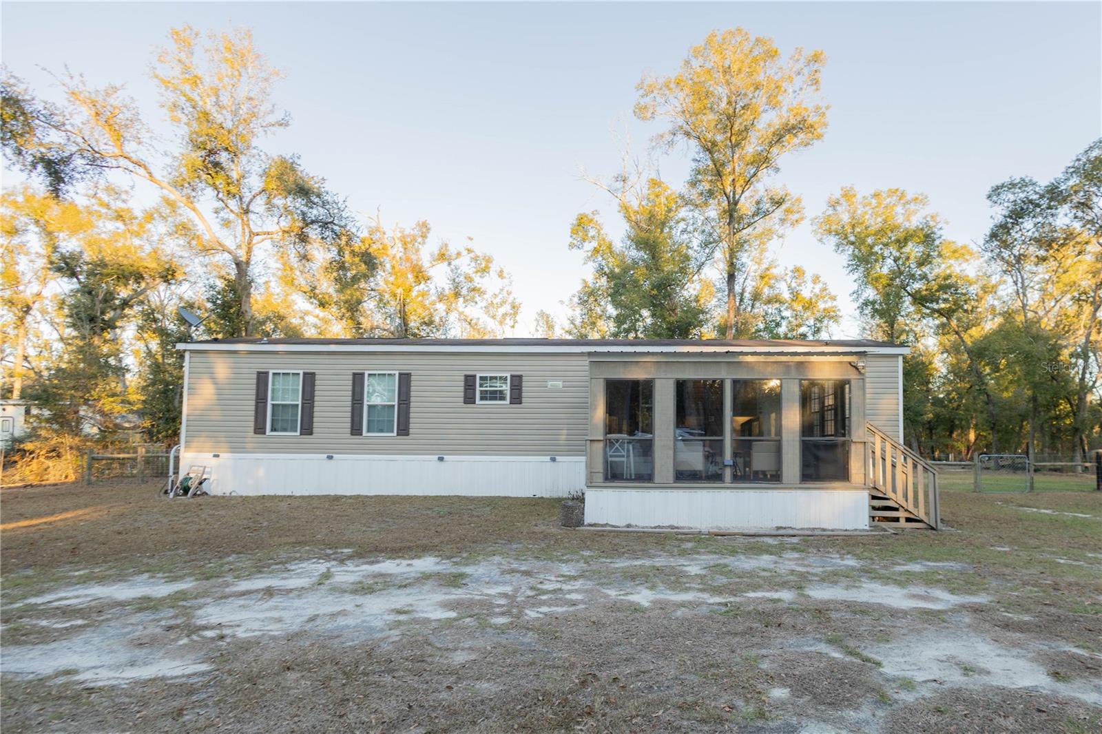 Photo of 396 NE BEVERLY HILLS DRIVE MAYO FL 32066