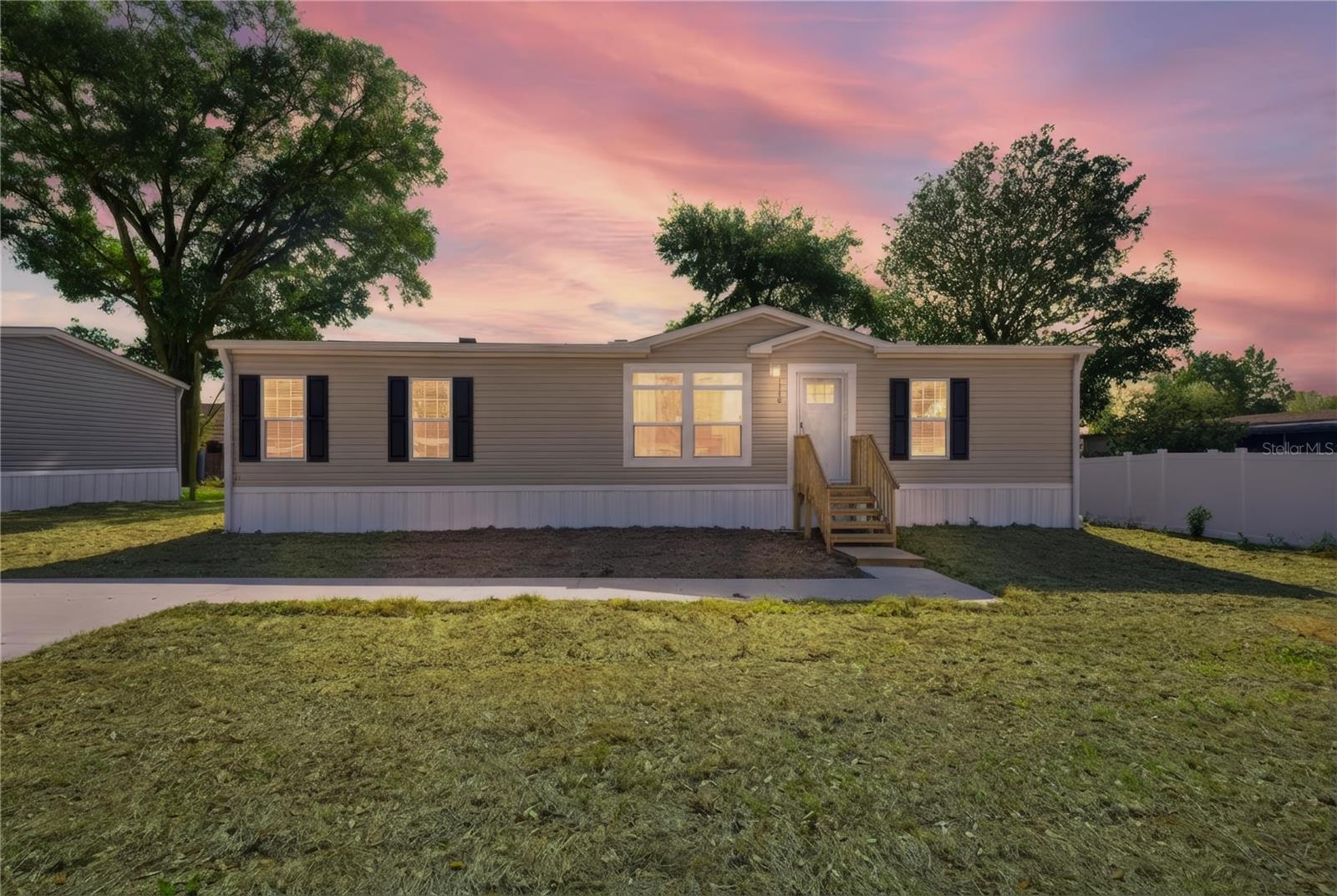 Photo of 1550 NE 162ND STREET CITRA FL 32113