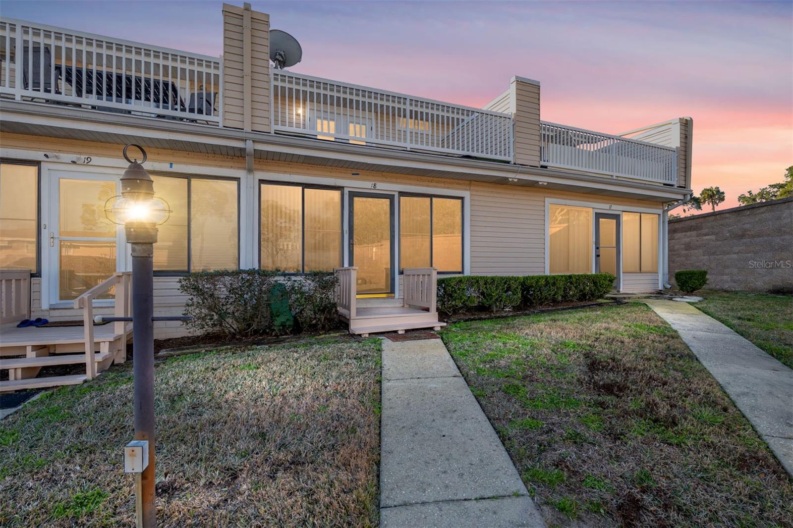 Photo of 11001 SE SUNSET HARBOR ROAD #D18 SUMMERFIELD FL 34491
