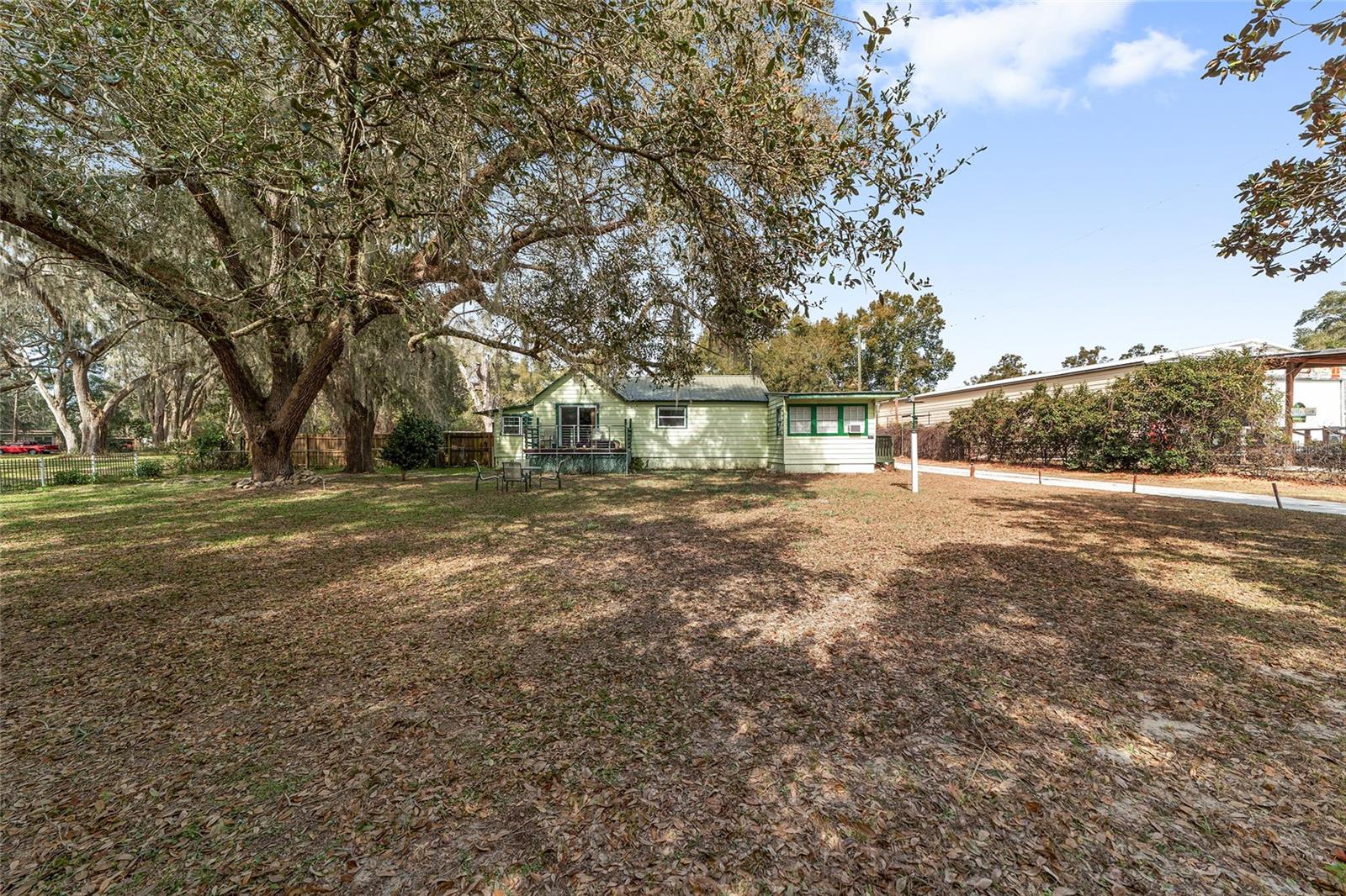 Photo of 7075 SE HIGHWAY 25A BELLEVIEW FL 34420